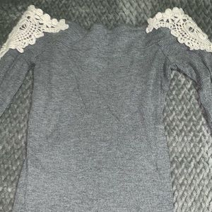 Hollister Gray long sleeve